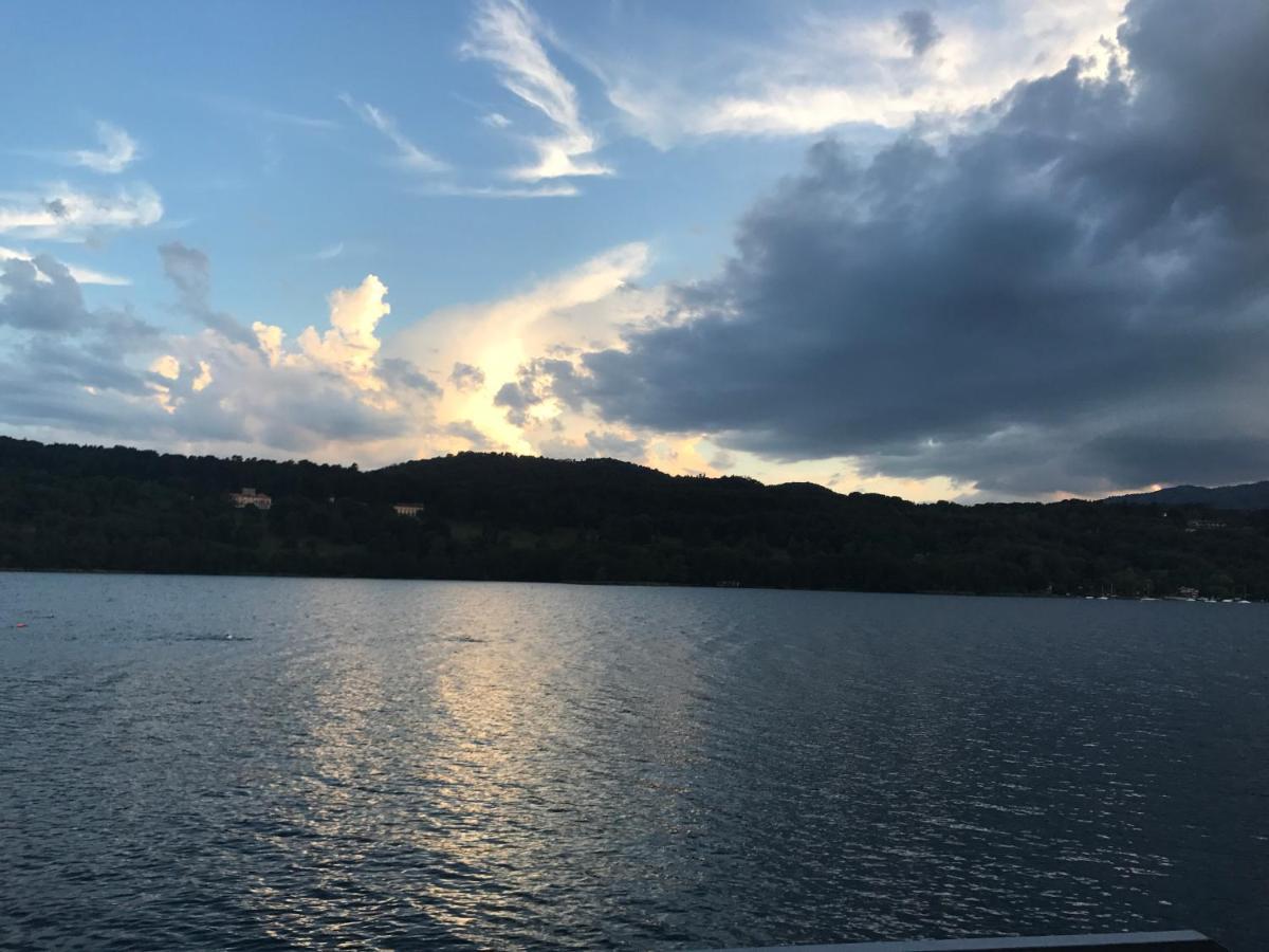 Notte Sul Lago * Gozzano